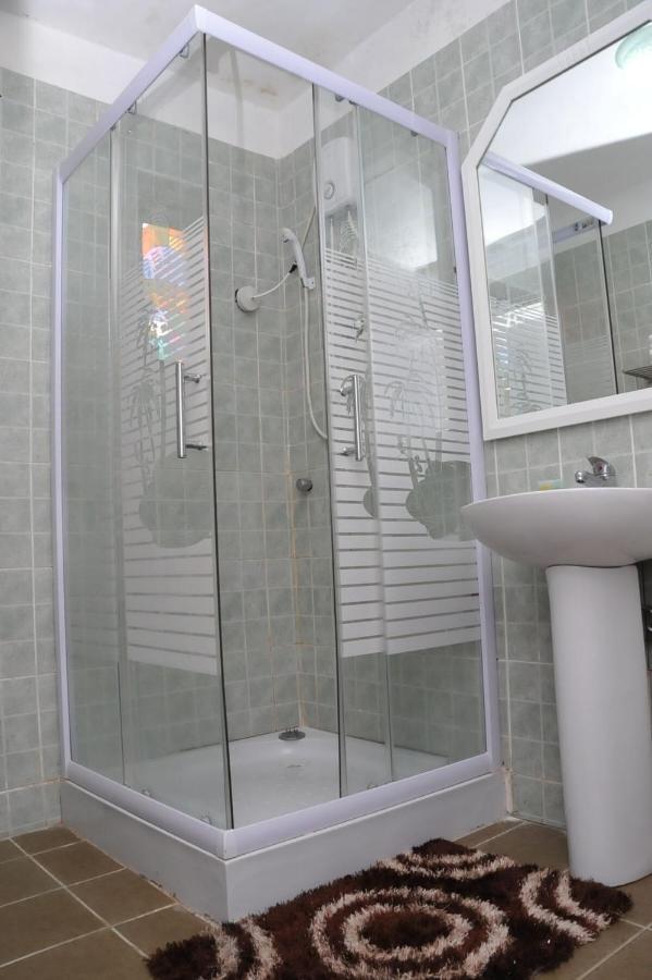 Ridma Hotel Gbawe Esterno foto